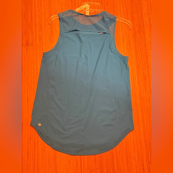 Lululemon Sculpt Tank in Cerulean Blue NWOT - Picture 6 of 9